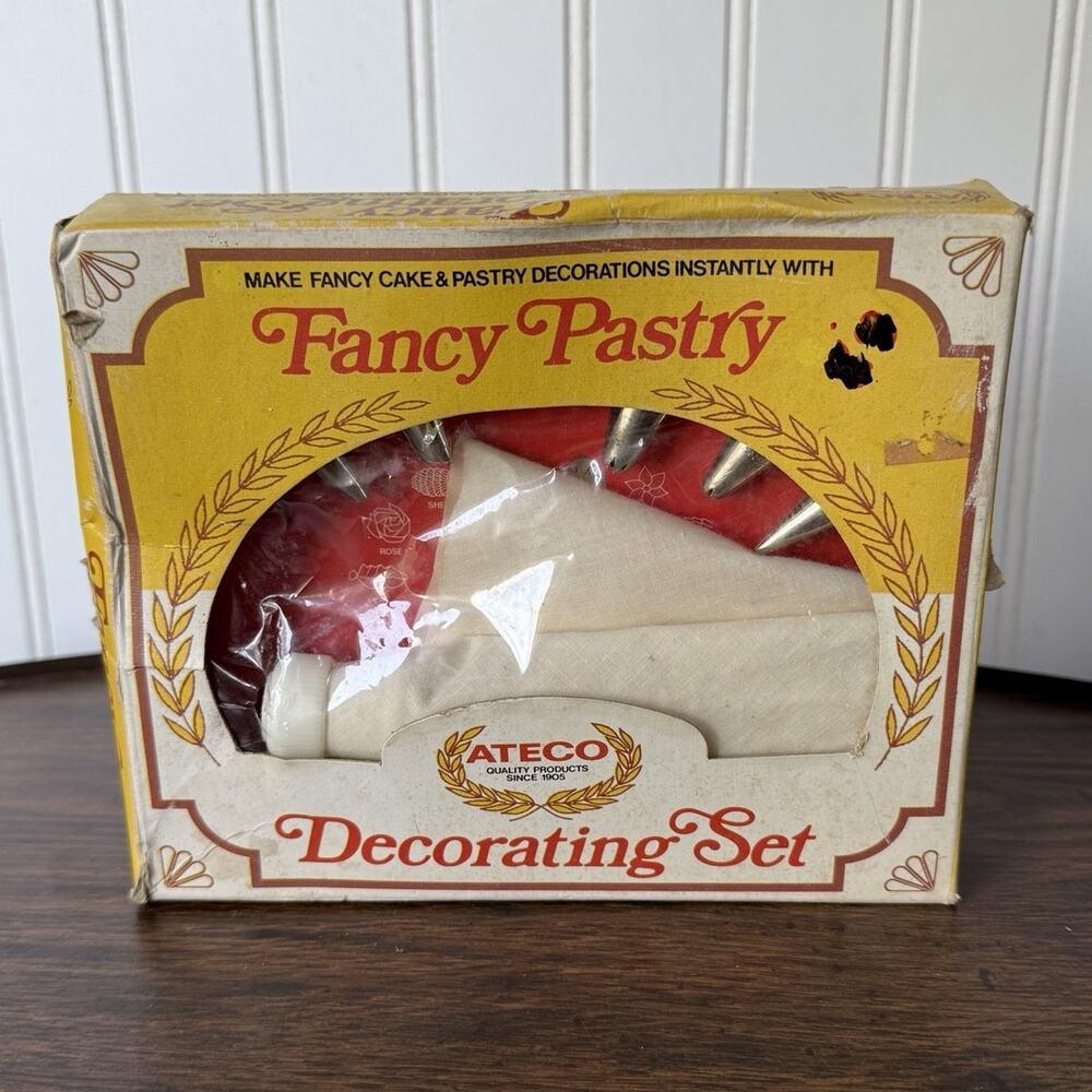 ATECO Fancy Pastry Decorating Set - NEW IN BOX , Bag & Tips, Made In USA